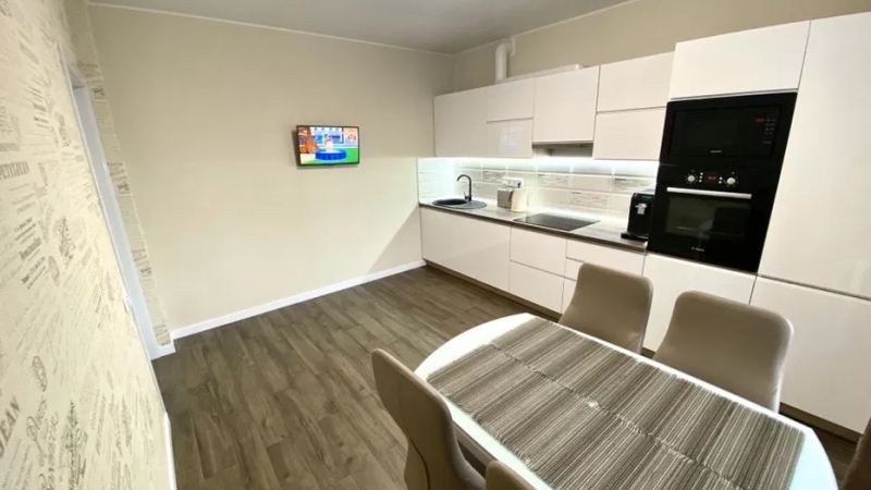 $125000 / Бажана проспект 16, Киев, Киев / Продажа / Квартира / 73 кв.м. / 2 комнат