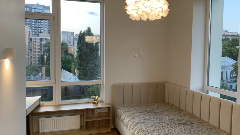 $249000 / Жилянская 68, Киев, Киев / Продажа / Квартира / 70 кв.м. / 3 комнат