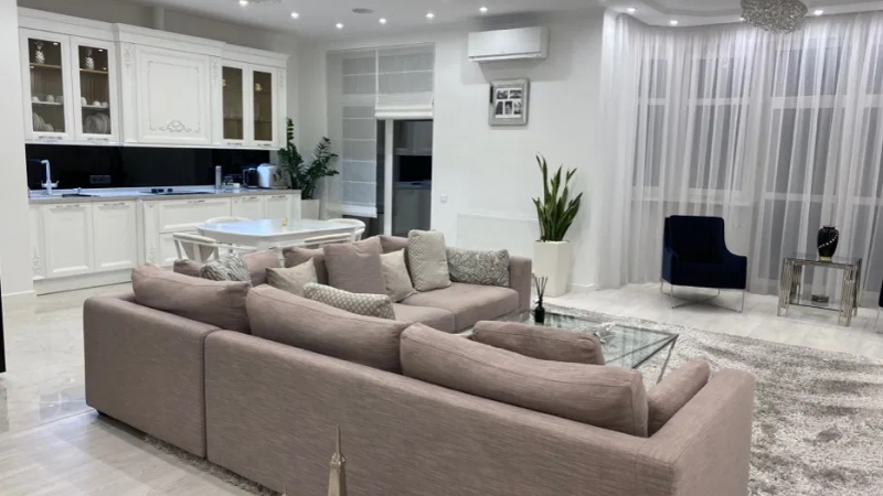$480000 / Коновальца 32а, Киев, Киев / Продажа / Квартира / 153 кв.м. / 3 комнат