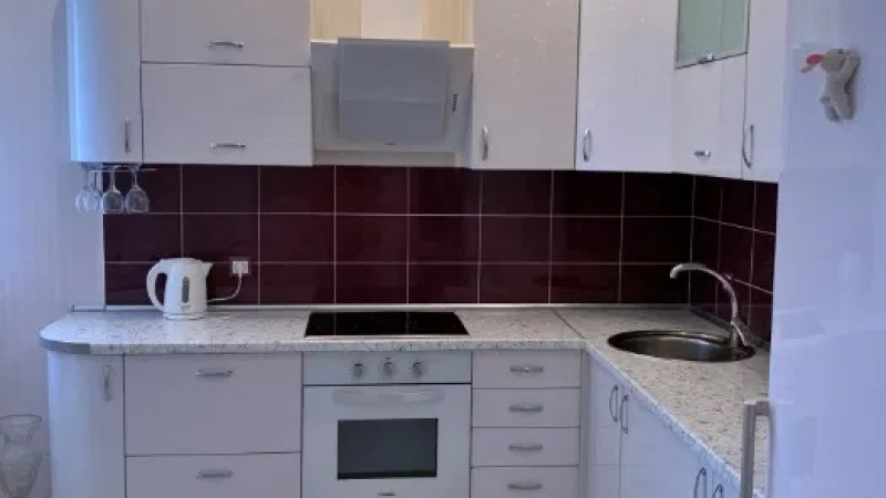 $105000 / Симоненко 5, Киев, Киев / Продажа / Квартира / 62 кв.м. / 1 комнат