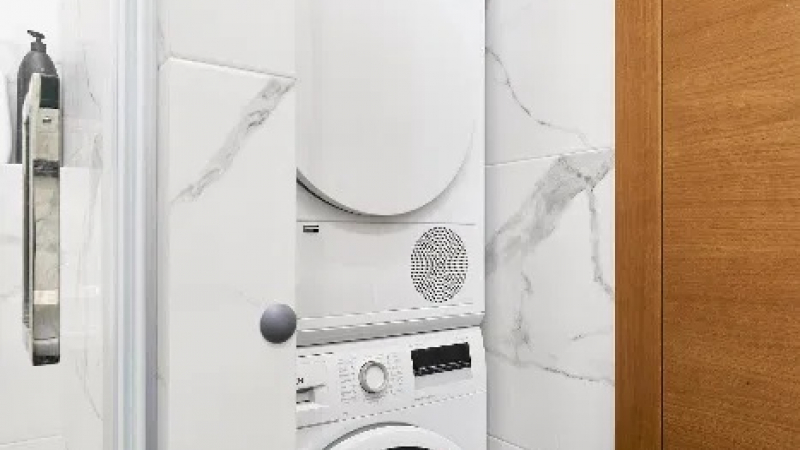 $305000 / Предславинская 55, Киев, Киев / Продажа / Квартира / 83 кв.м. / 3 комнат