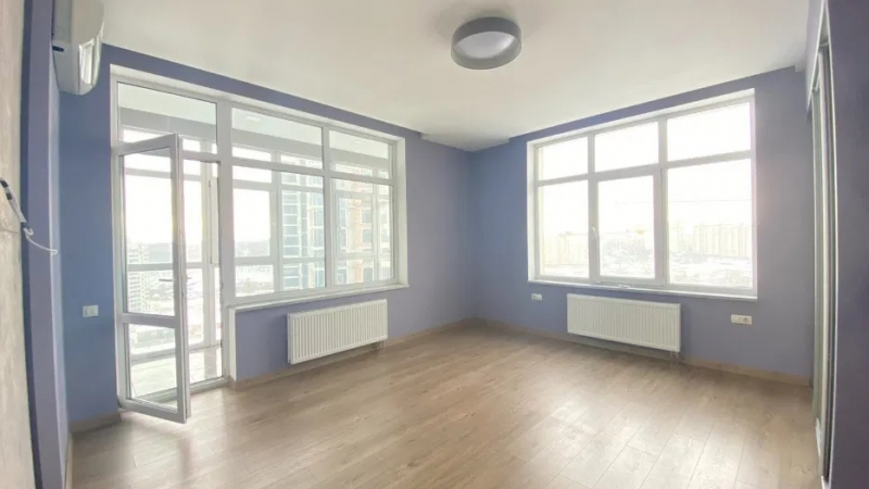 $299000 / Драгомирова 17, Киев, Киев / Продажа / Квартира / 92 кв.м. / 3 комнат