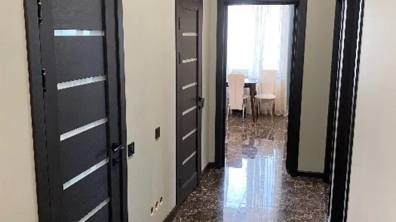$195000 / Никольско-Слободская 3а, Киев, Киев / Продажа / Квартира / 76 кв.м. / 2 комнат