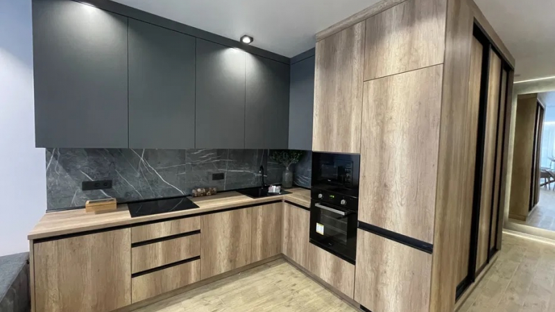 $305000 / Предславинская 57, Киев, Киев / Продажа / Квартира / 81 кв.м. / 3 комнат