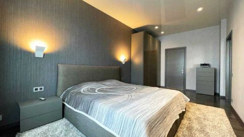 $299000 / Островского 40, Киев, Киев / Продажа / Квартира / 81 кв.м. / 2 комнат
