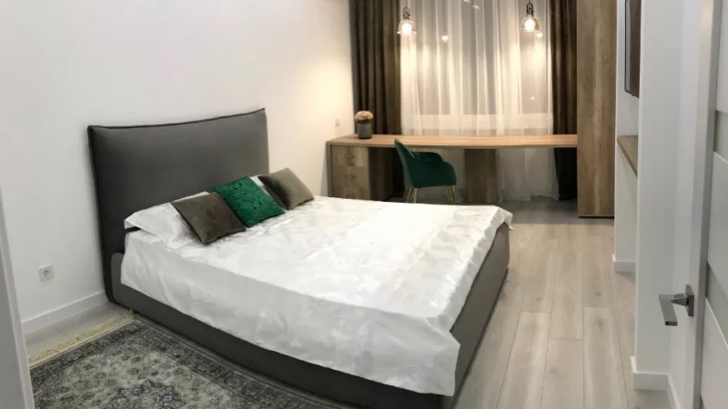 $170000 / Срибнокильска 3а, Киев, Киев / Продажа / Квартира / 95 кв.м. / 2 комнат