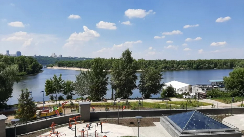$80000 / Чорновола 8, Киев, Киев / Продажа / Квартира / 90 кв.м. / 4 комнат