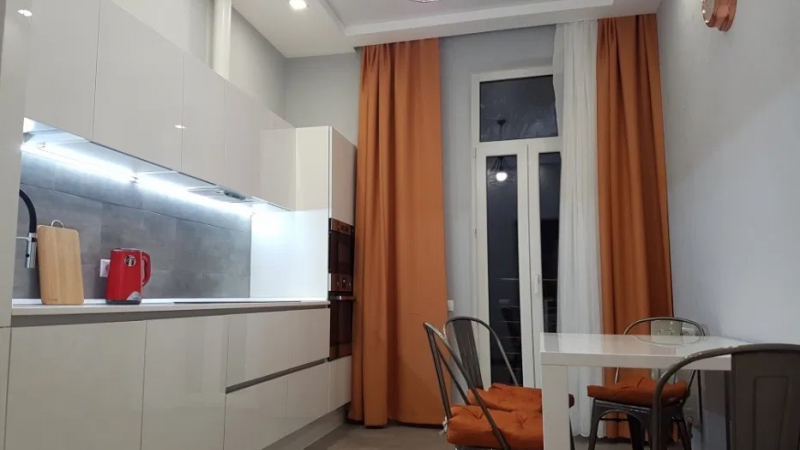 $140000 / Филатова 2/1, Киев, Киев / Продажа / Квартира / 48 кв.м. / 1 комнат