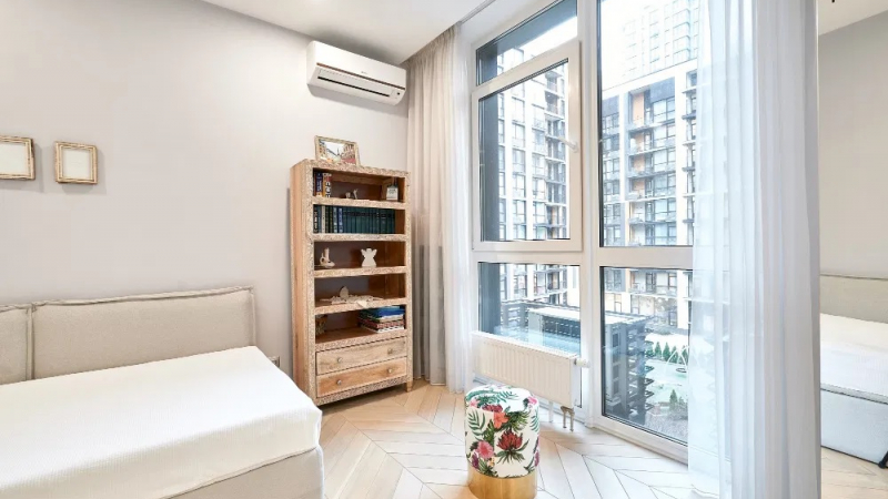 $305000 / Предславинская 55, Киев, Киев / Продажа / Квартира / 83 кв.м. / 3 комнат