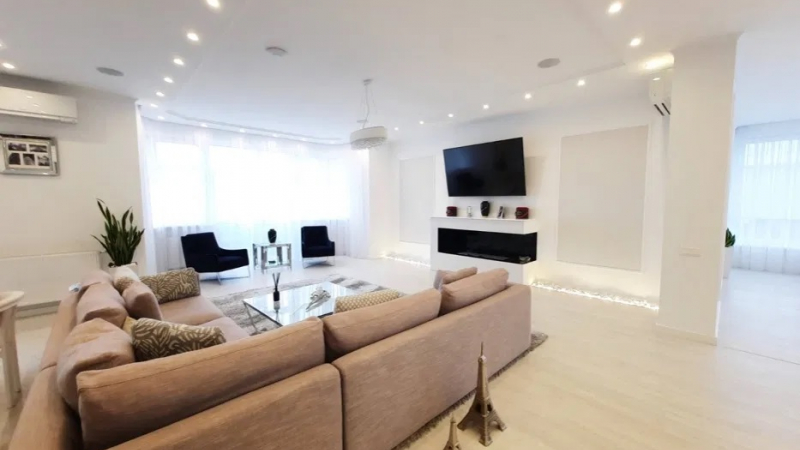 $480000 / Коновальца 32а, Киев, Киев / Продажа / Квартира / 153 кв.м. / 3 комнат