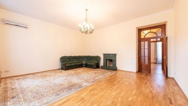 $230000 / Кудрявская 5, Киев, Киев / Продажа / Квартира / 120 кв.м. / 5 комнат