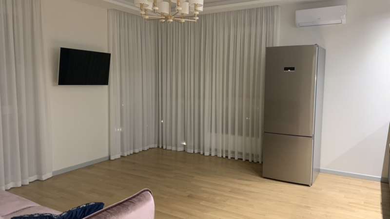 $2000 / Маккейна 1б, Киев, Киев / Аренда / Квартира / 82 кв.м. / 3 комнат