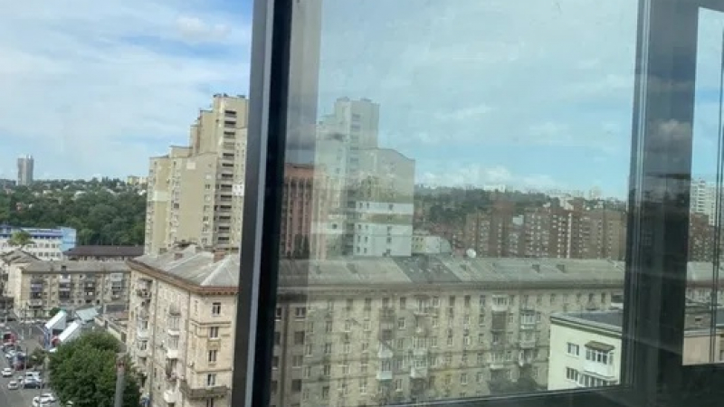 $100000 / Маккейна, Киев, Киев / Продажа / Квартира / 41 кв.м. / 1 комнат