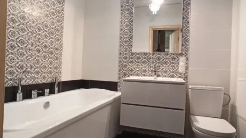 $96000 / Вышгородская 45, Киев, Киев / Продажа / Квартира / 53 кв.м. / 1 комнат