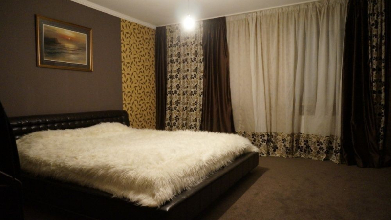$240000 / Ломоносова 54, Киев, Киев / Продажа / Квартира / 200 кв.м. / 6 комнат