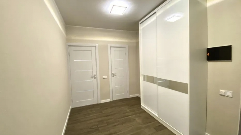 $125000 / Бажана проспект 16, Киев, Киев / Продажа / Квартира / 73 кв.м. / 2 комнат