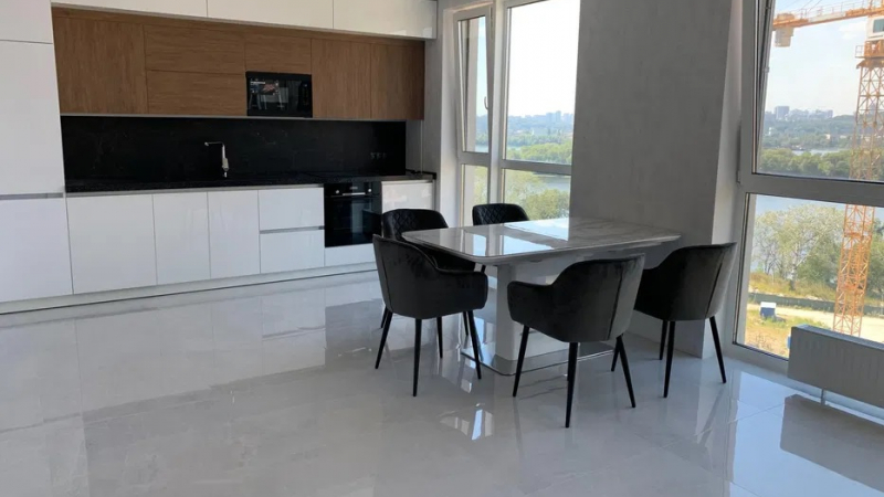 $217000 / Осокорская 2а, Киев, Киев / Продажа / Квартира / 101 кв.м. / 3 комнат