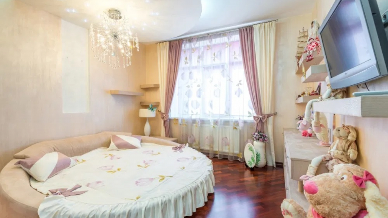 $420000 / Леси Украинки бульвар 7б, Киев, Киев / Продажа / Квартира / 185 кв.м. / 4 комнат