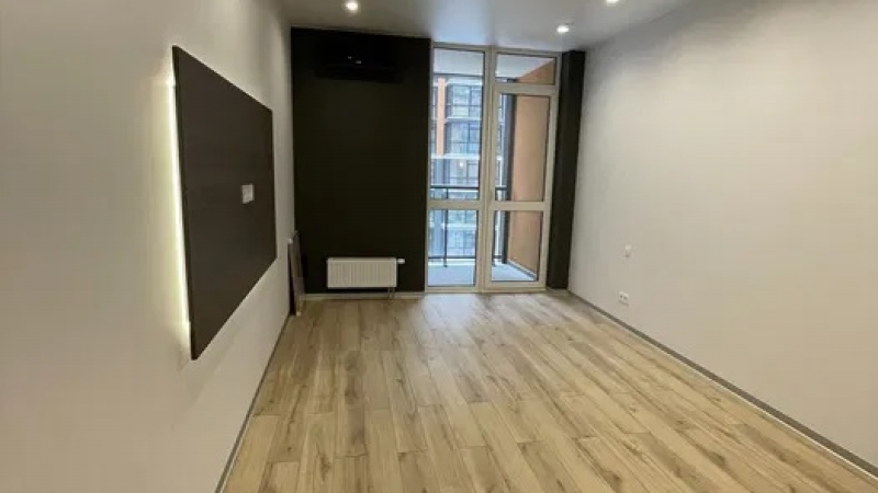 $305000 / Предславинская 57, Киев, Киев / Продажа / Квартира / 81 кв.м. / 3 комнат
