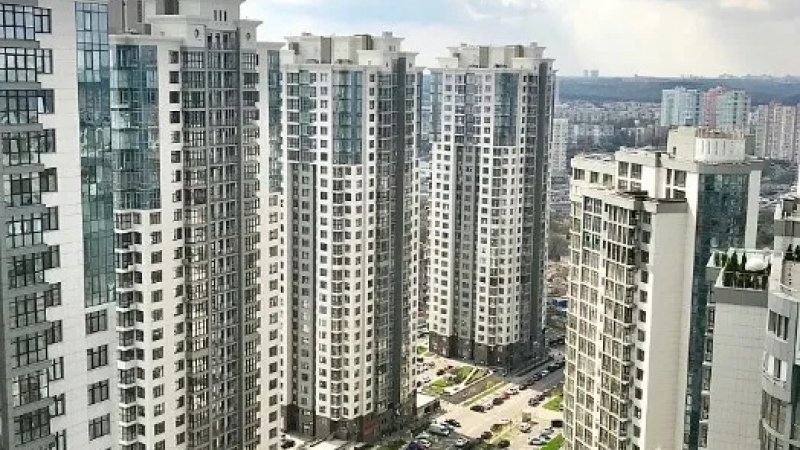 $299000 / Драгомирова 17, Киев, Киев / Продажа / Квартира / 92 кв.м. / 3 комнат