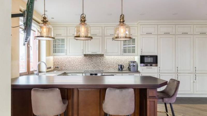 $650000 / Дмитриевская 75, Киев, Киев / Продажа / Квартира / 180 кв.м. / 4 комнат
