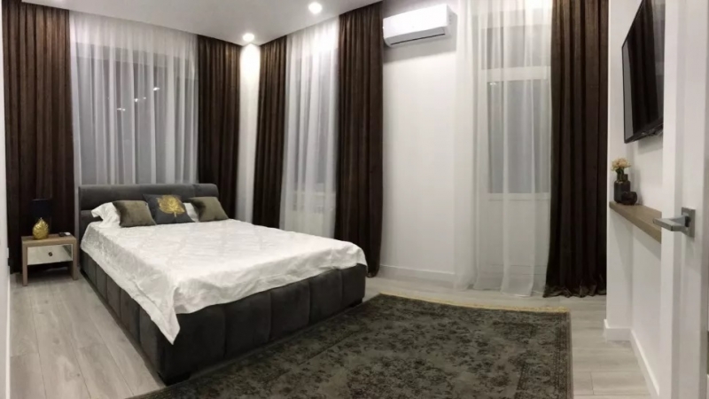 $170000 / Срибнокильска 3а, Киев, Киев / Продажа / Квартира / 95 кв.м. / 2 комнат