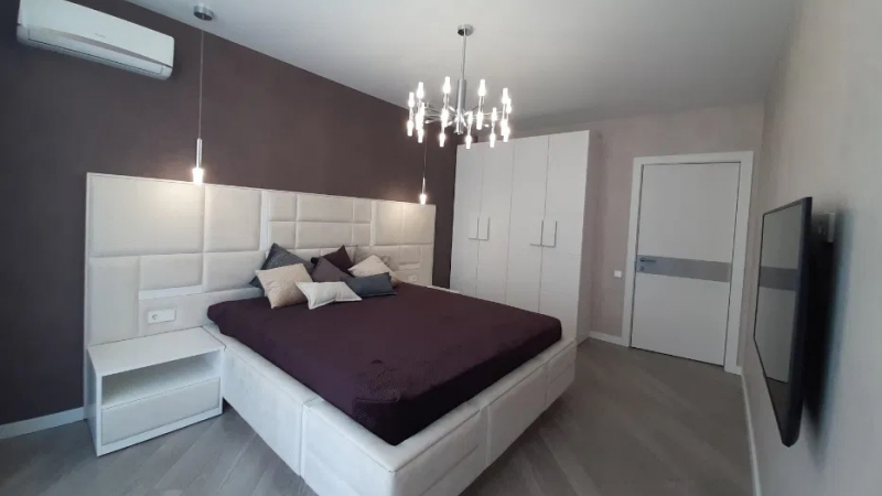 $380000 / Маккейна 3а, Киев, Киев / Продажа / Квартира / 106 кв.м. / 3 комнат