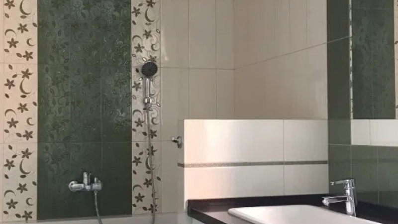 $160000 / Срибнокильска 12, Киев, Киев / Продажа / Квартира / 128 кв.м. / 3 комнат