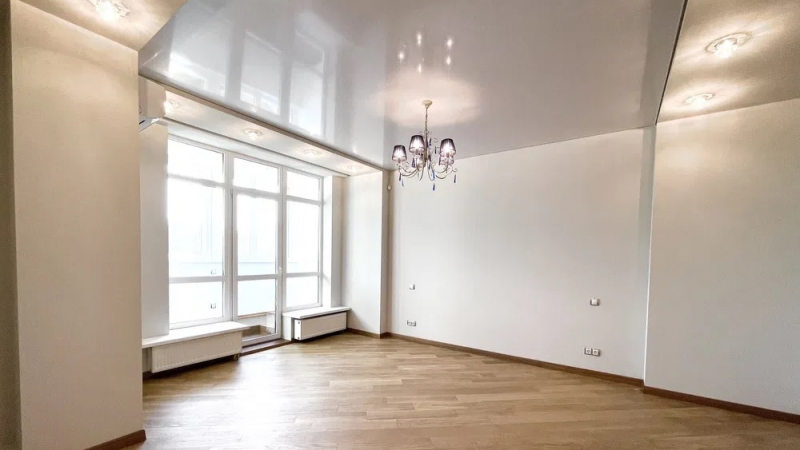 $630000 / Драгомирова 5, Киев, Киев / Продажа / Квартира / 140 кв.м. / 3 комнат