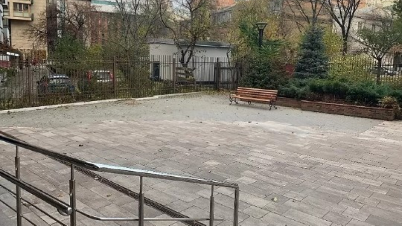 $118000 / Златоустовская 30, Киев, Киев / Продажа / Квартира / 48 кв.м. / 1 комнат