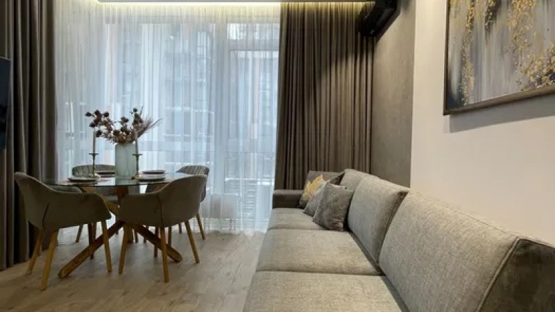 $305000 / Предславинская 57, Киев, Киев / Продажа / Квартира / 81 кв.м. / 3 комнат
