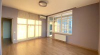 $299000 / Драгомирова 17, Киев, Киев / Продажа / Квартира / 92 кв.м. / 3 комнат