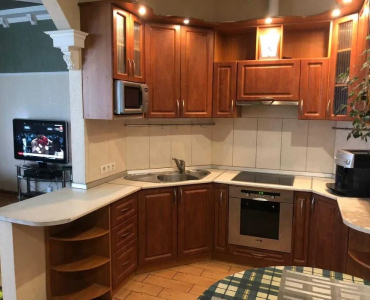 $120000 / Урловская 4а, Киев, Киев / Продажа / Квартира / 110 кв.м. / 4 комнат